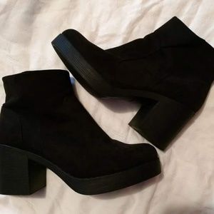 Ankle boots